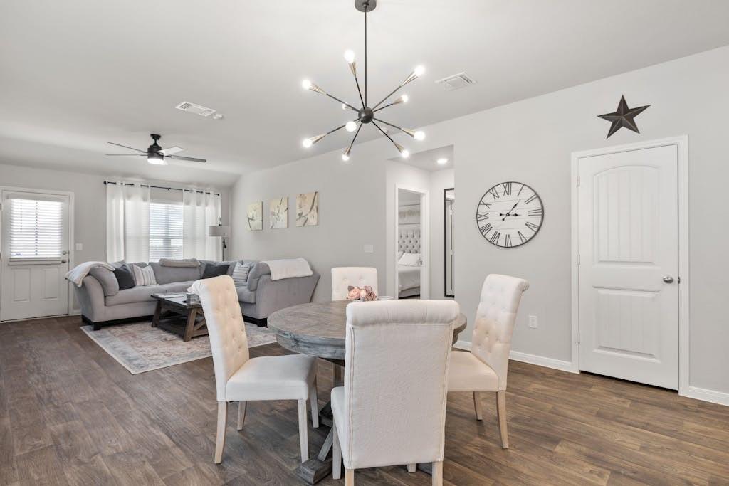 14013 Heywood Dr, Pflugerville, TX 78660