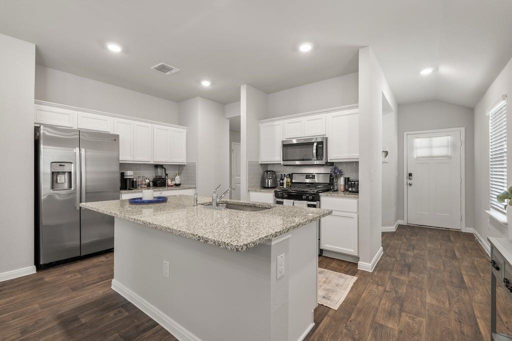 14013 Heywood Dr, Pflugerville, TX 78660