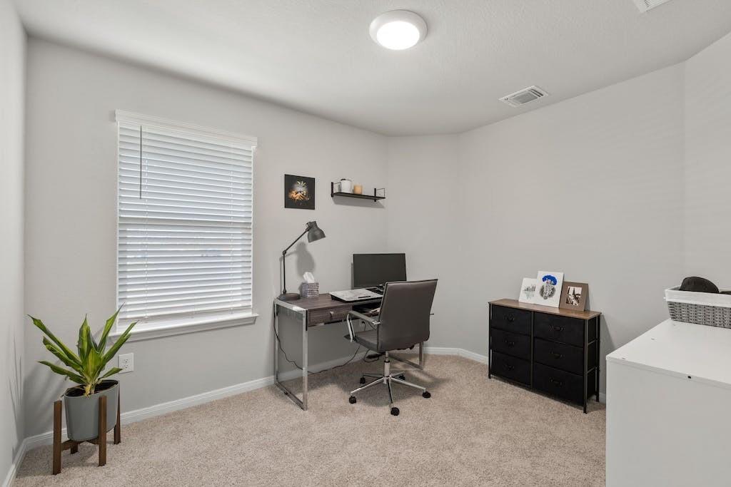 14013 Heywood Dr, Pflugerville, TX 78660