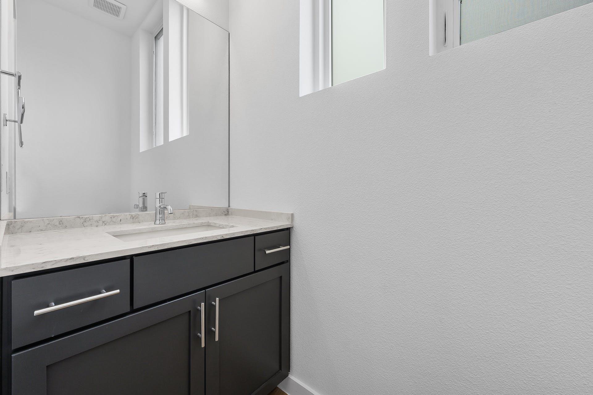 900 S 2nd St # 15, Austin, TX 78704