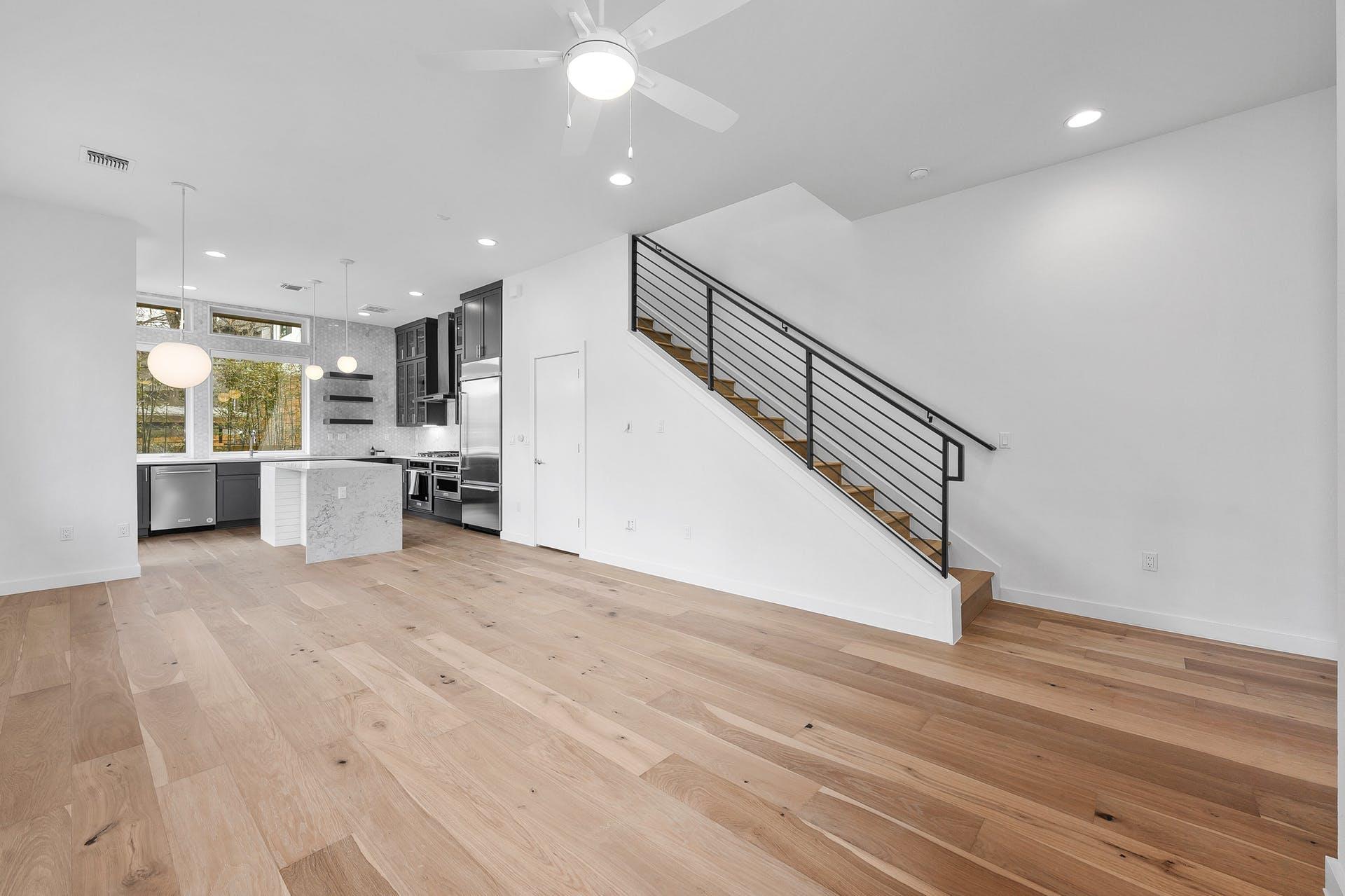 900 S 2nd St # 15, Austin, TX 78704
