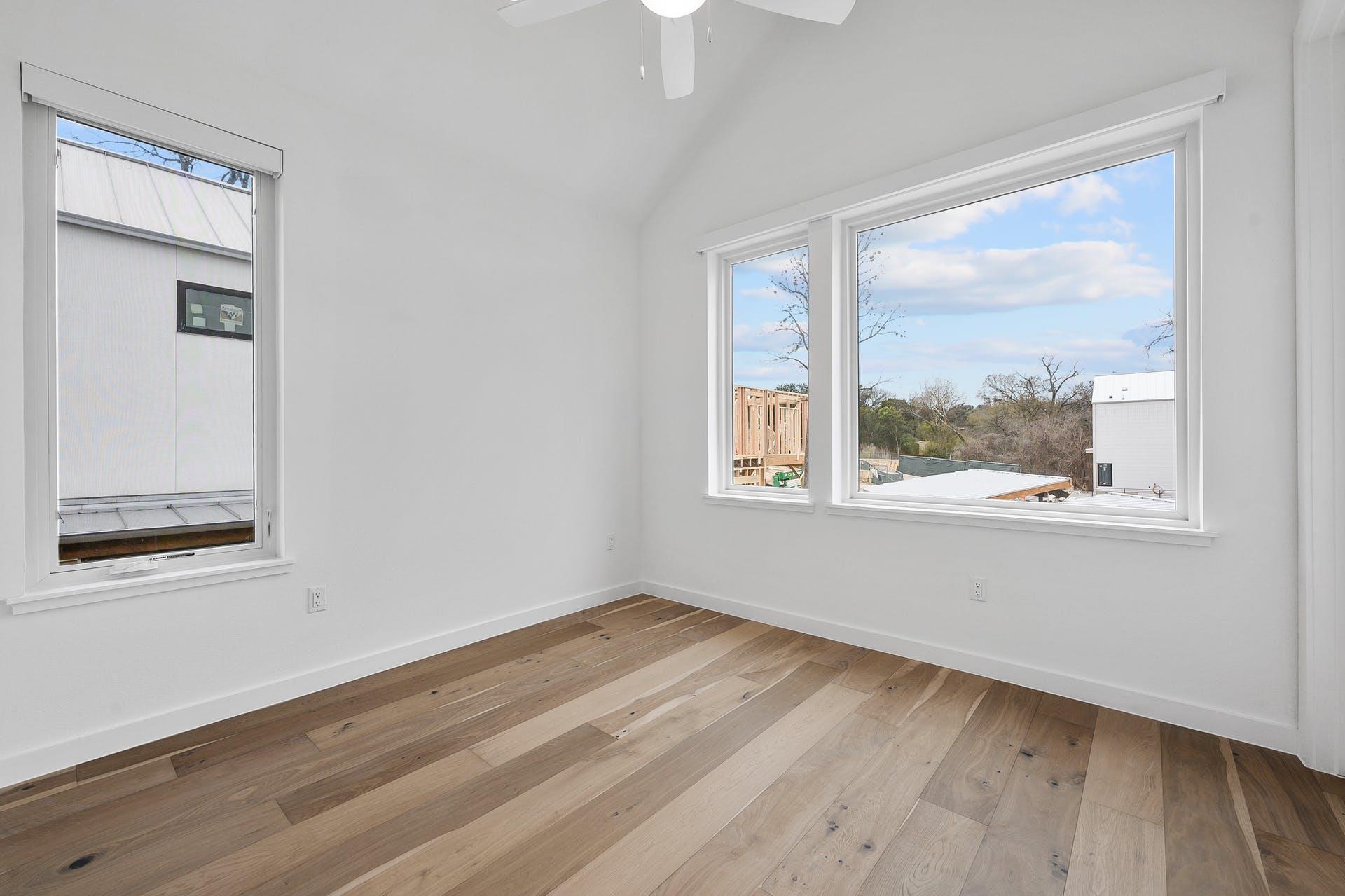900 S 2nd St # 15, Austin, TX 78704