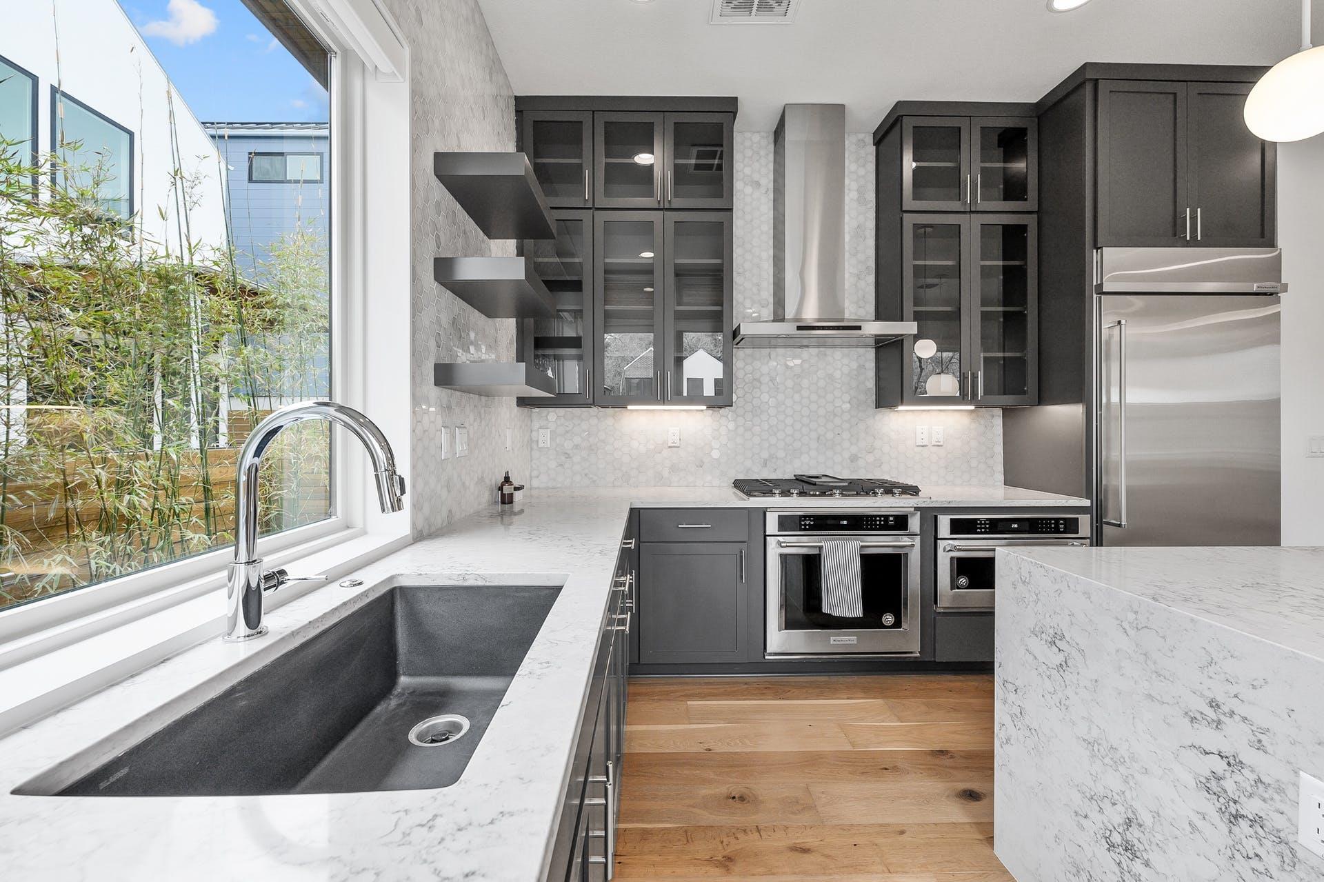 900 S 2nd St # 15, Austin, TX 78704