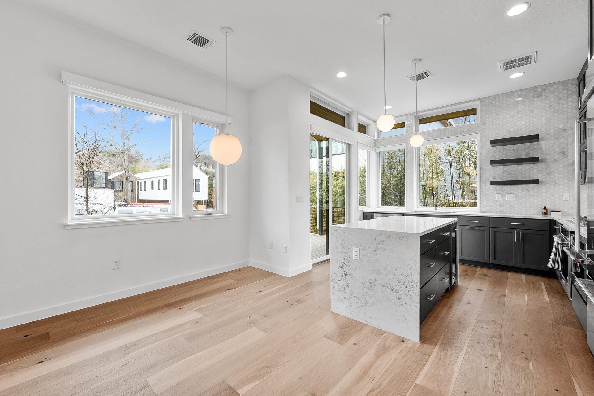 900 S 2nd St # 15, Austin, TX 78704