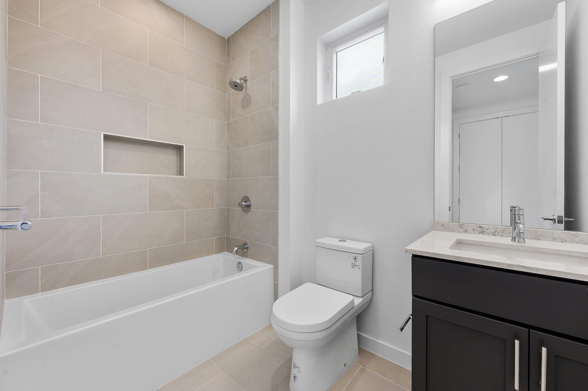 900 S 2nd St # 15, Austin, TX 78704