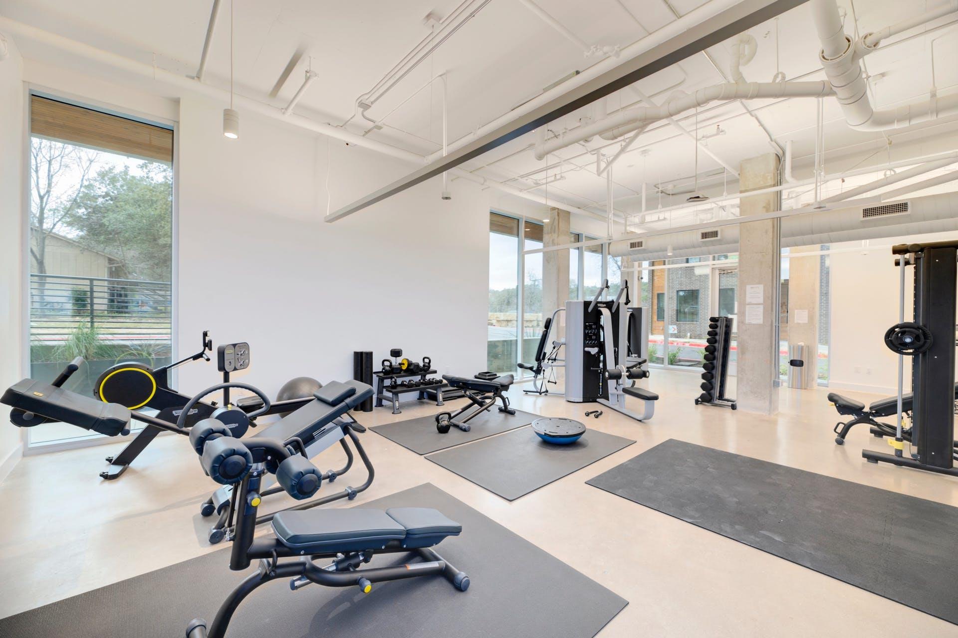900 S 2nd St # 15, Austin, TX 78704