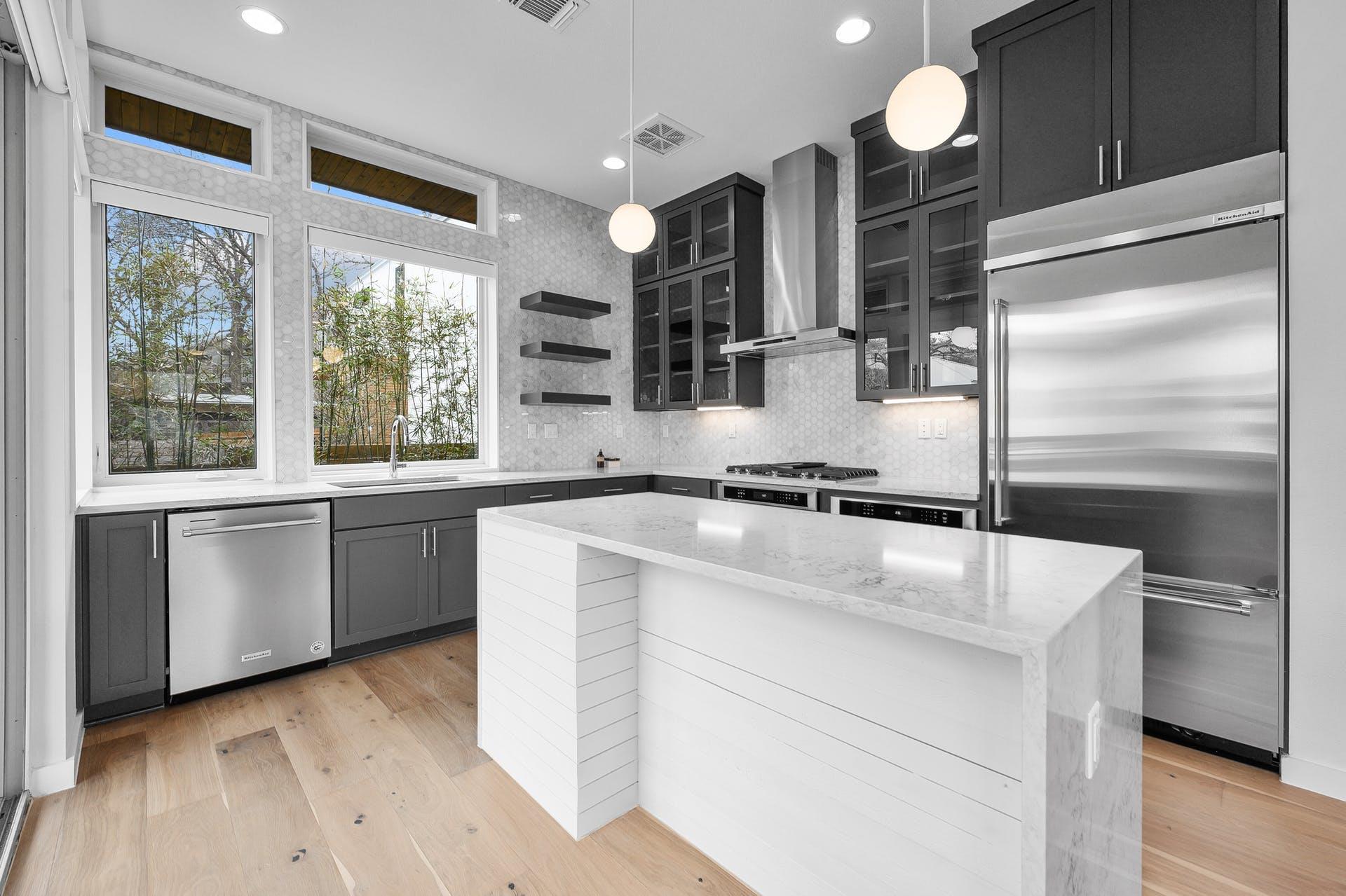 900 S 2nd St # 15, Austin, TX 78704