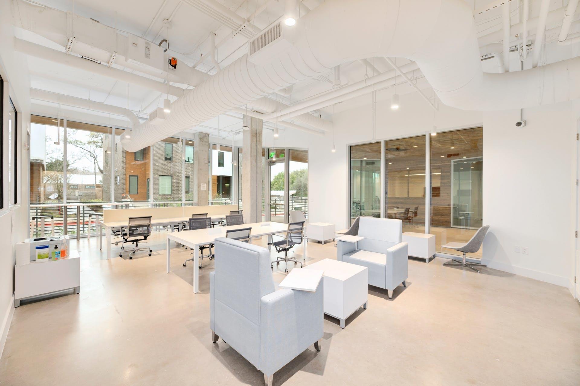 900 S 2nd St # 15, Austin, TX 78704