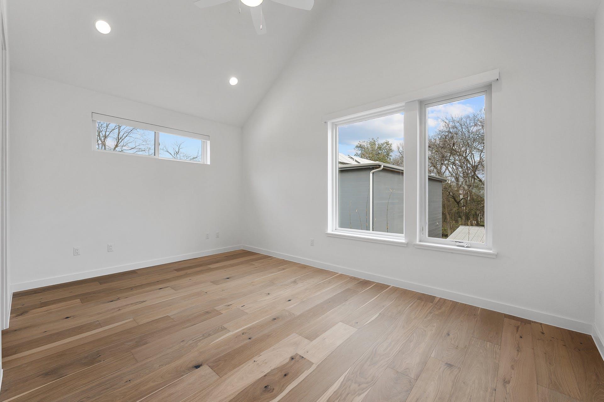 900 S 2nd St # 15, Austin, TX 78704