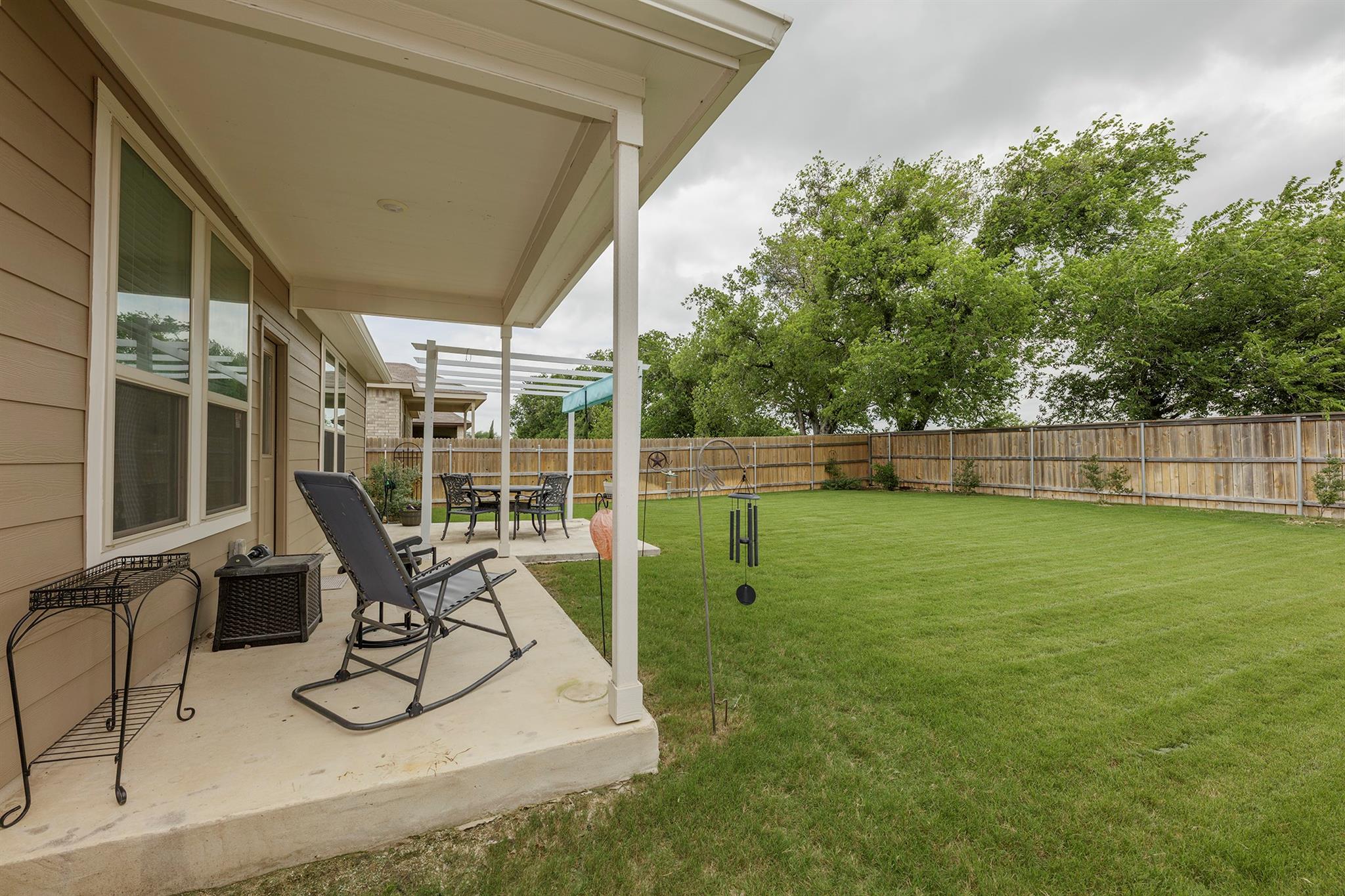 125 Janice Rd, Taylor, TX 76574