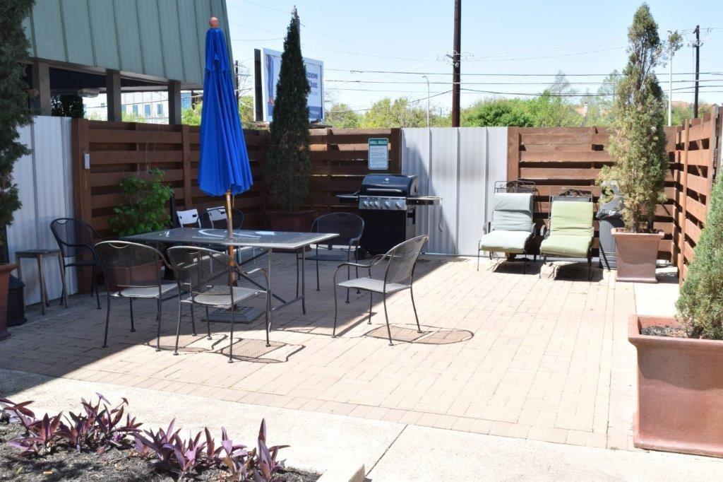 3815 Guadalupe St # 207, Austin, TX 78751