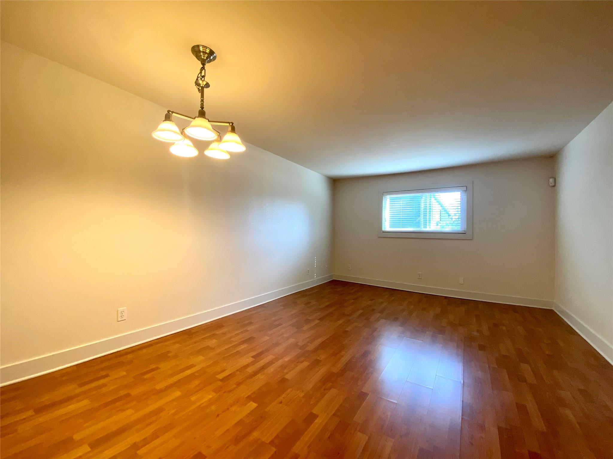 3815 Guadalupe St # 207, Austin, TX 78751