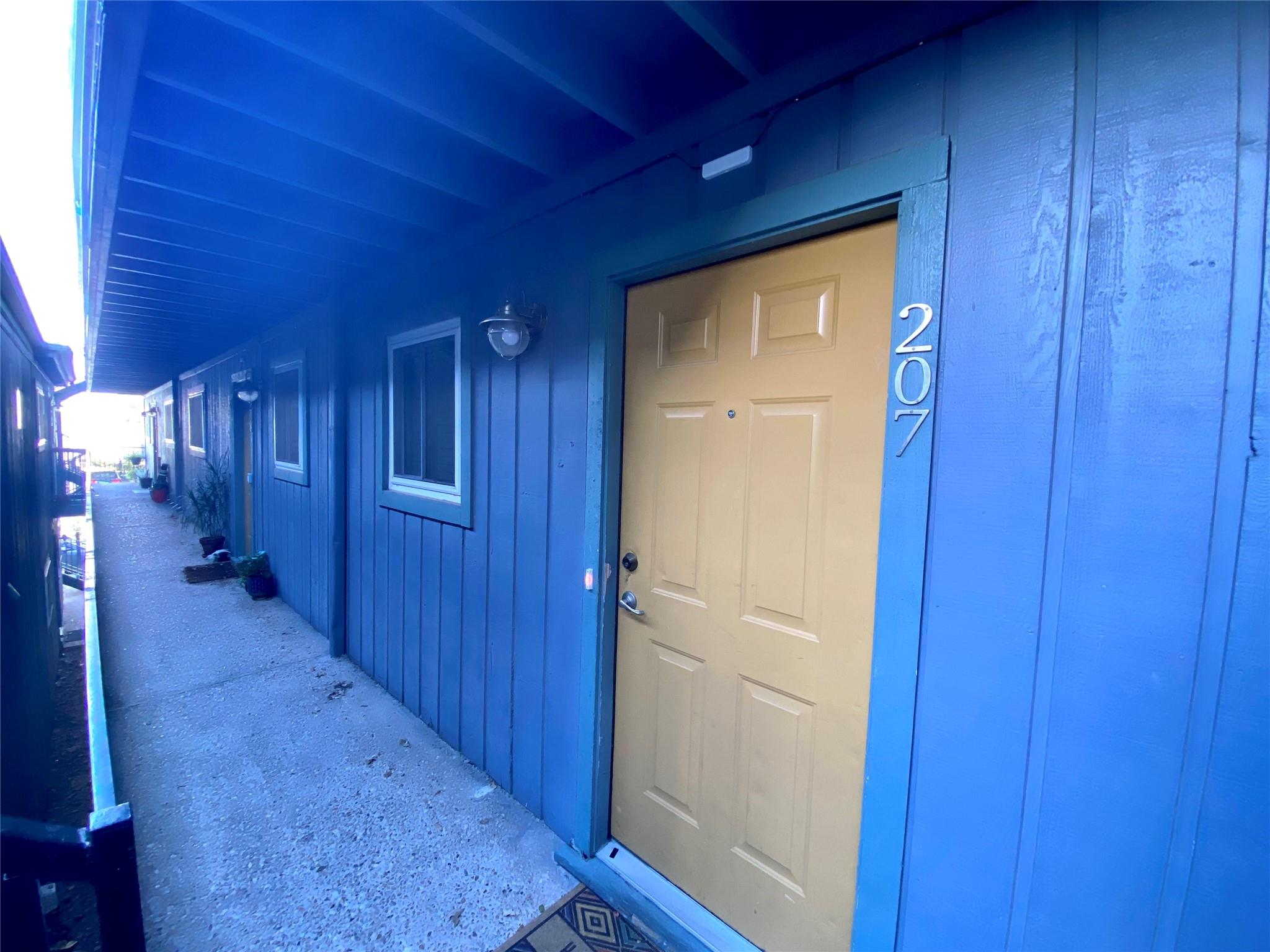 3815 Guadalupe St # 207, Austin, TX 78751