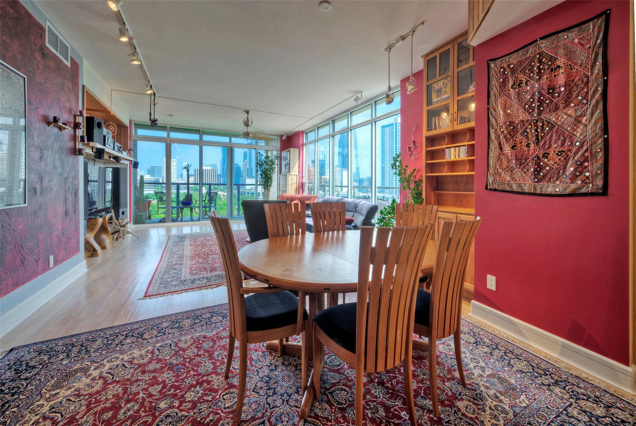 901 W 9th St # 1004, Austin, TX 78703