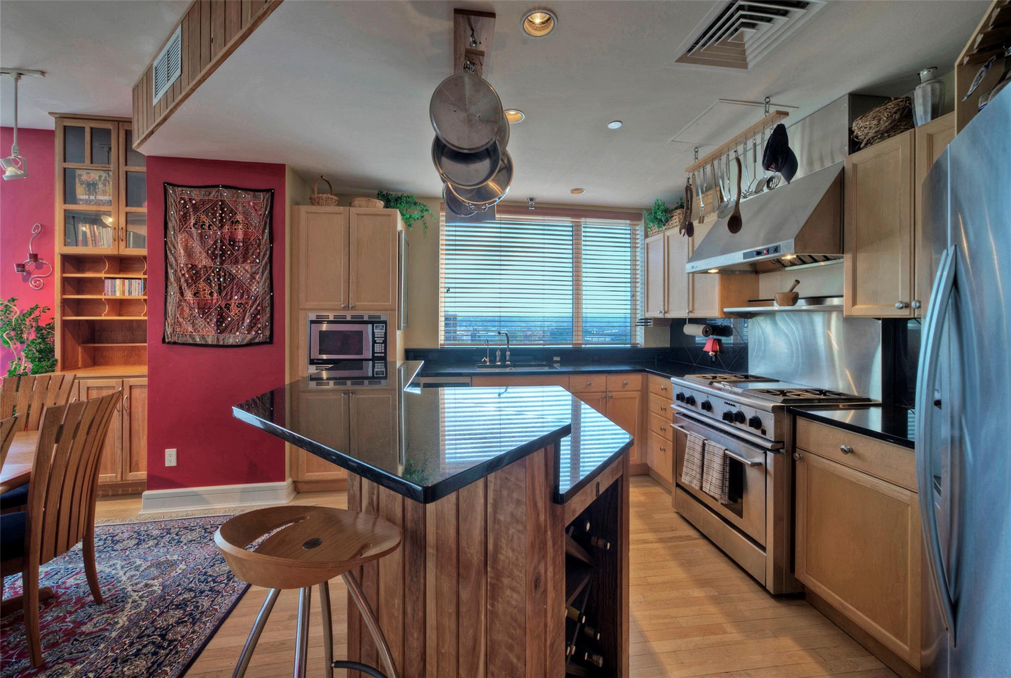 901 W 9th St # 1004, Austin, TX 78703