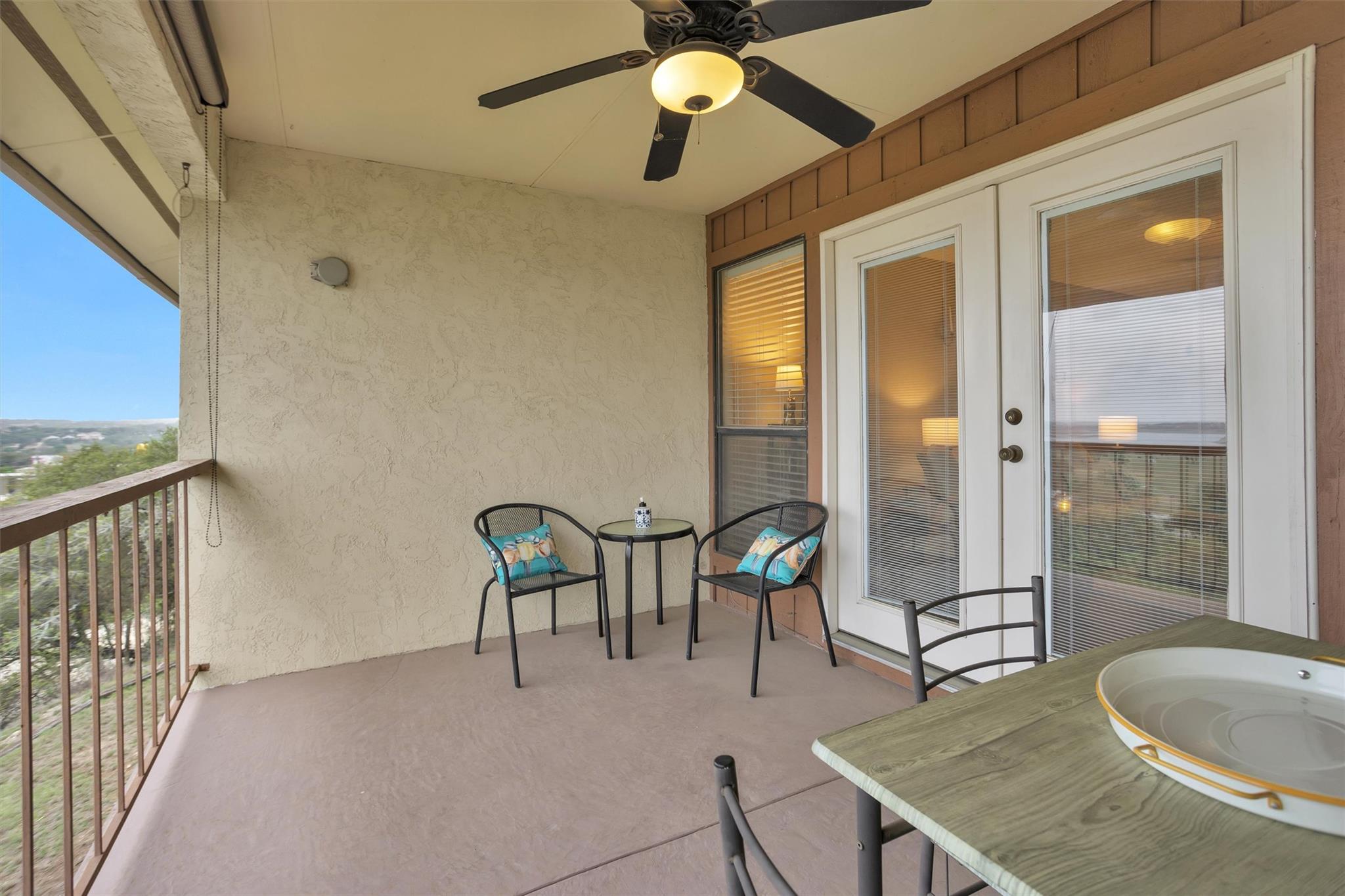 1226 Cougar Dr # 15, Canyon Lake, TX 78133