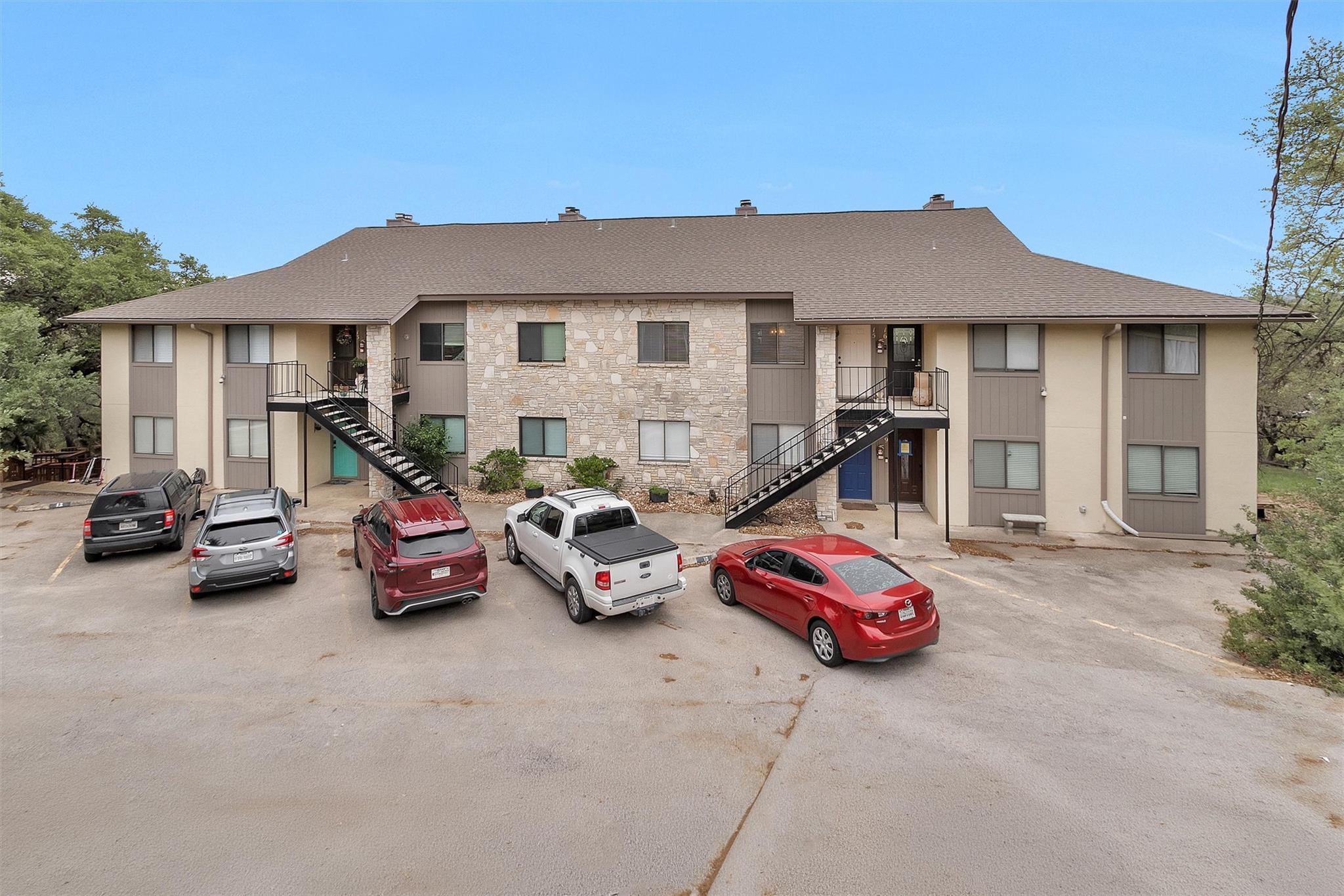 1226 Cougar Dr # 15, Canyon Lake, TX 78133