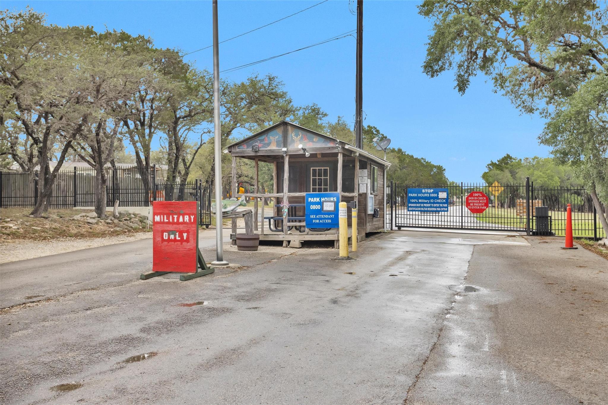 1226 Cougar Dr # 15, Canyon Lake, TX 78133