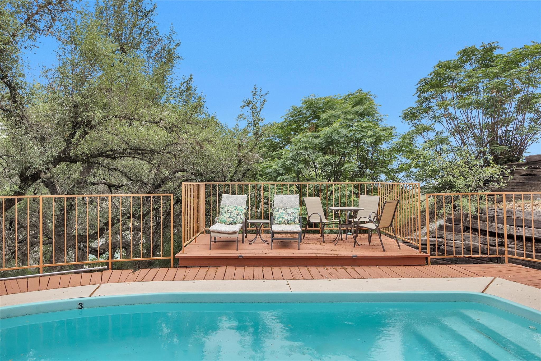 1226 Cougar Dr # 15, Canyon Lake, TX 78133