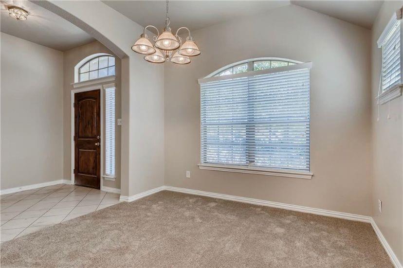 108 Wallin Farms Dr, Hutto, TX 78634