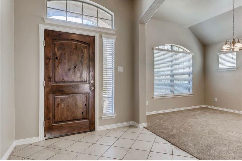 108 Wallin Farms Dr, Hutto, TX 78634