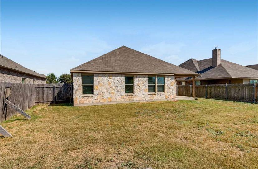 108 Wallin Farms Dr, Hutto, TX 78634