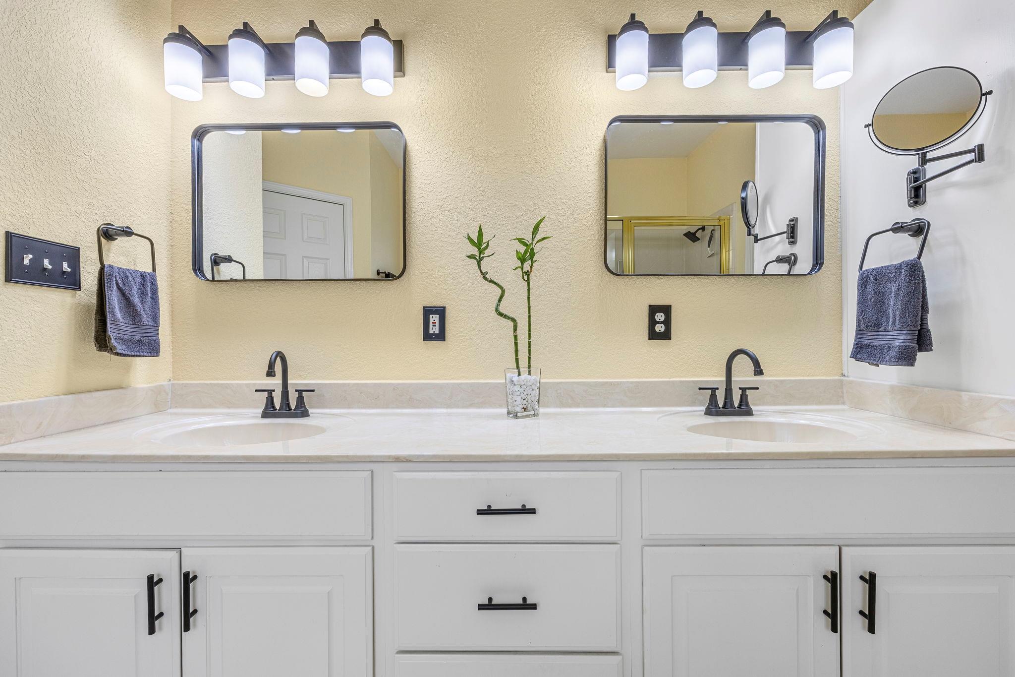 821 Wagon Wheel Trl, Georgetown, TX 78628