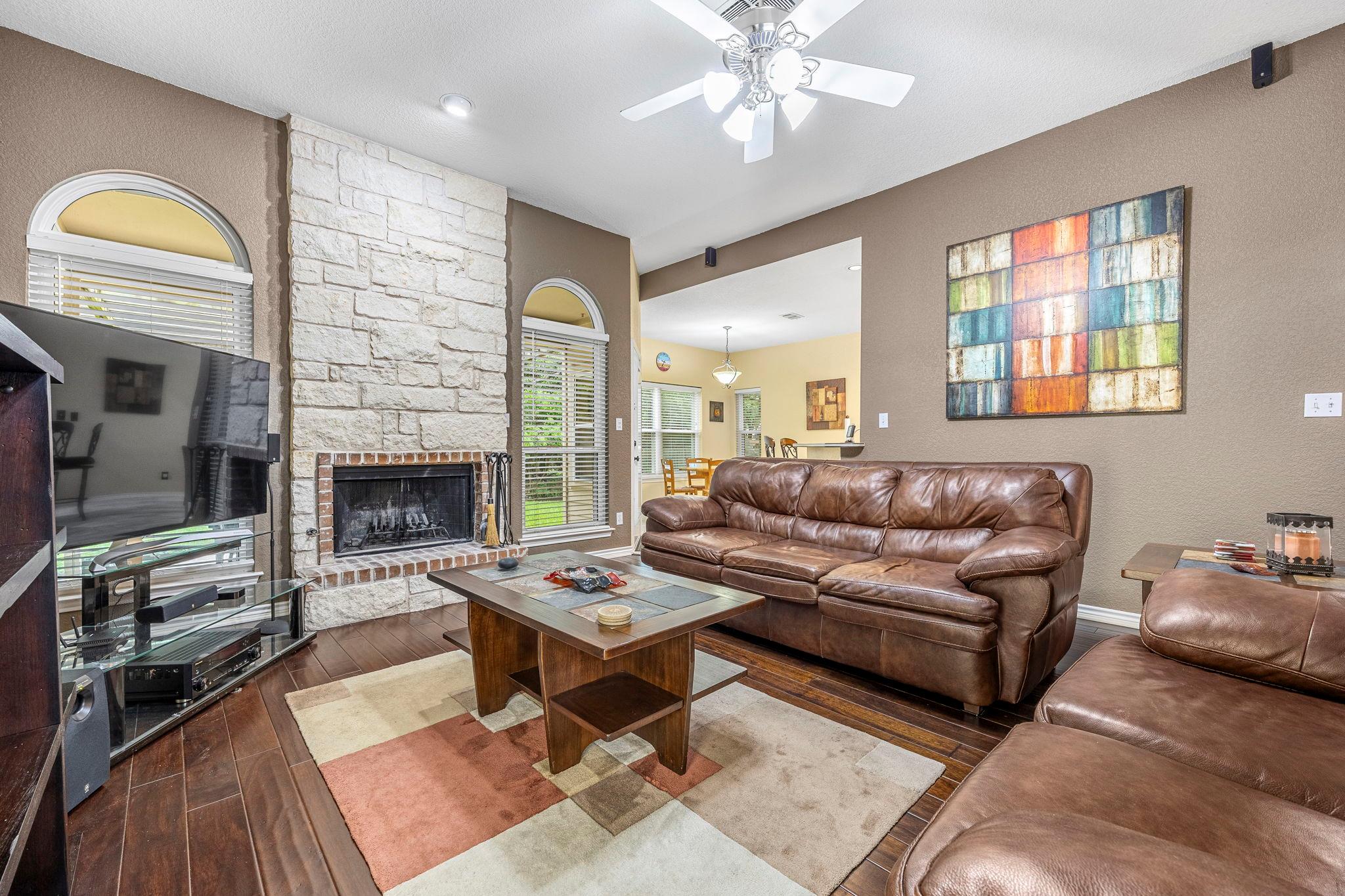 821 Wagon Wheel Trl, Georgetown, TX 78628