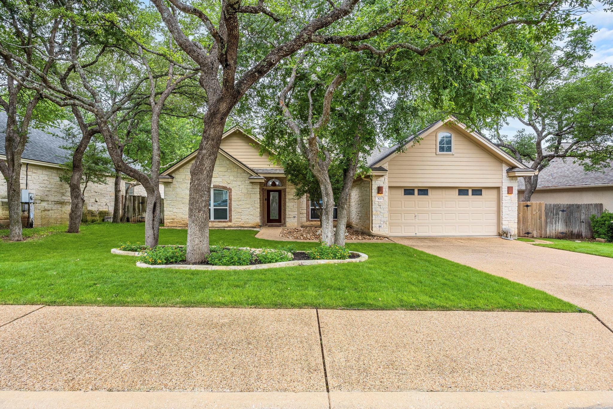 821 Wagon Wheel Trl, Georgetown, TX 78628