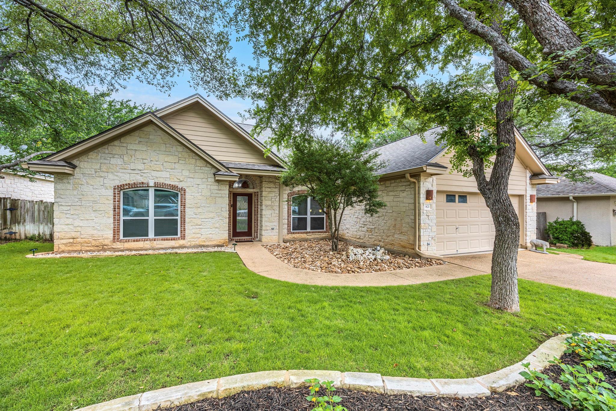 821 Wagon Wheel Trl, Georgetown, TX 78628