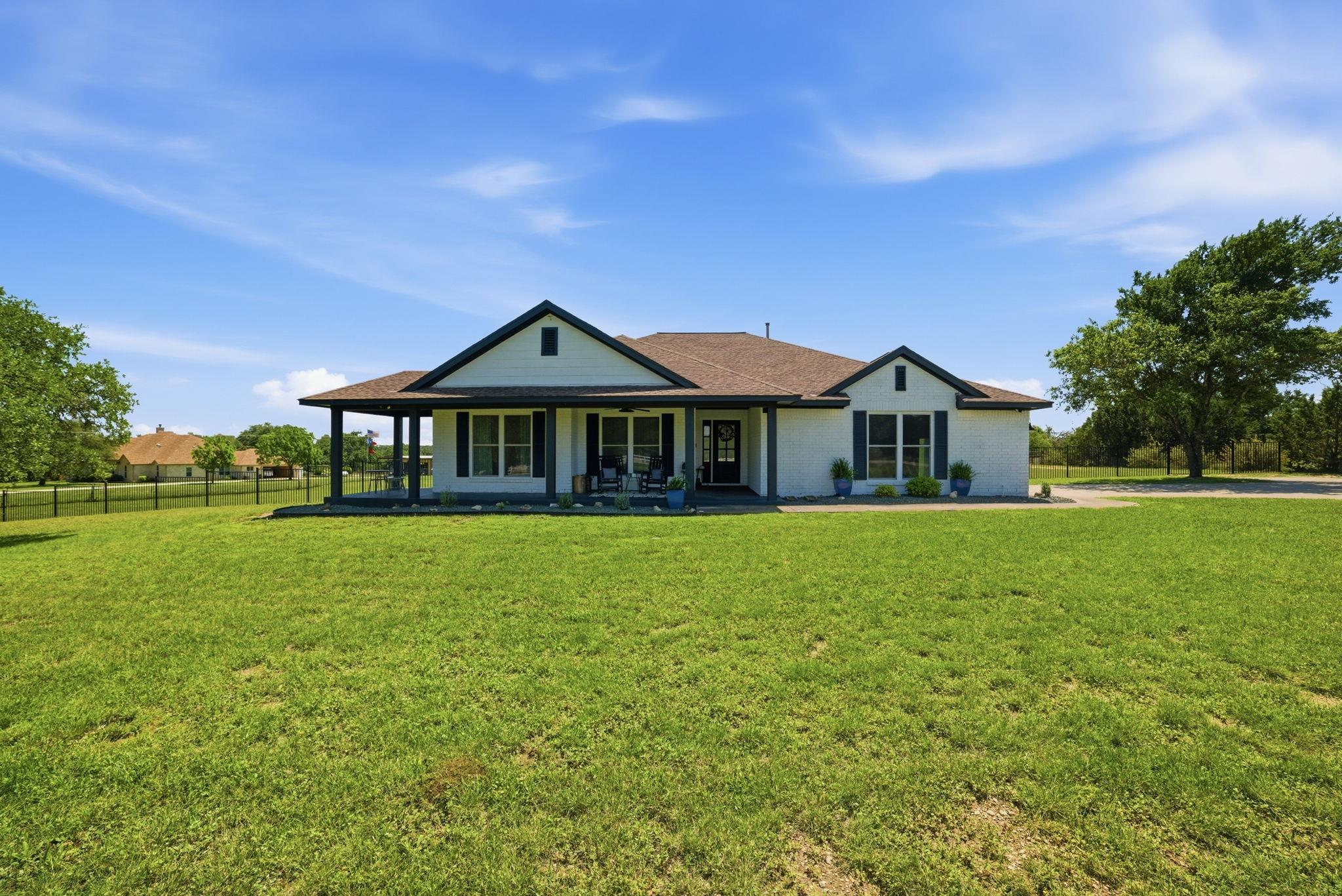 410 Mustang Mesa, Liberty Hill, TX 78642