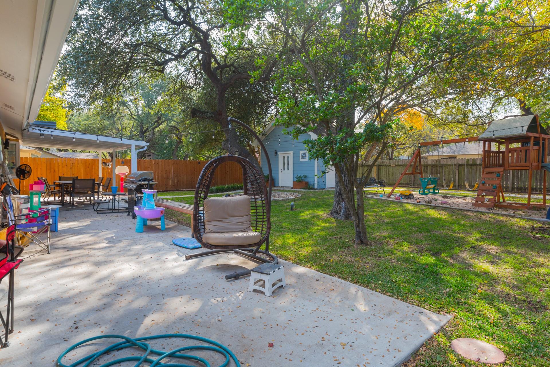 2409 S Celia Dr, Cedar Park, TX 78613