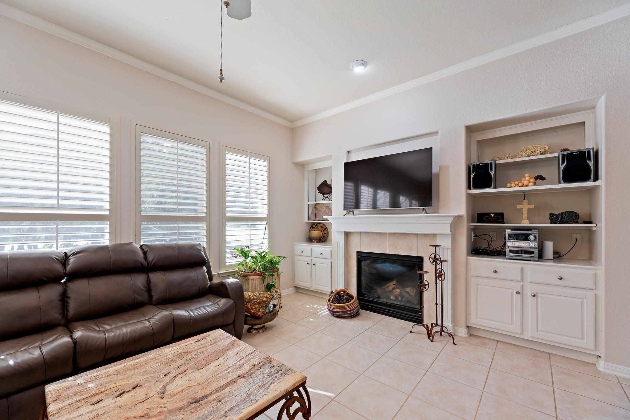 106 Wild Turkey Ln, Georgetown, TX 78633