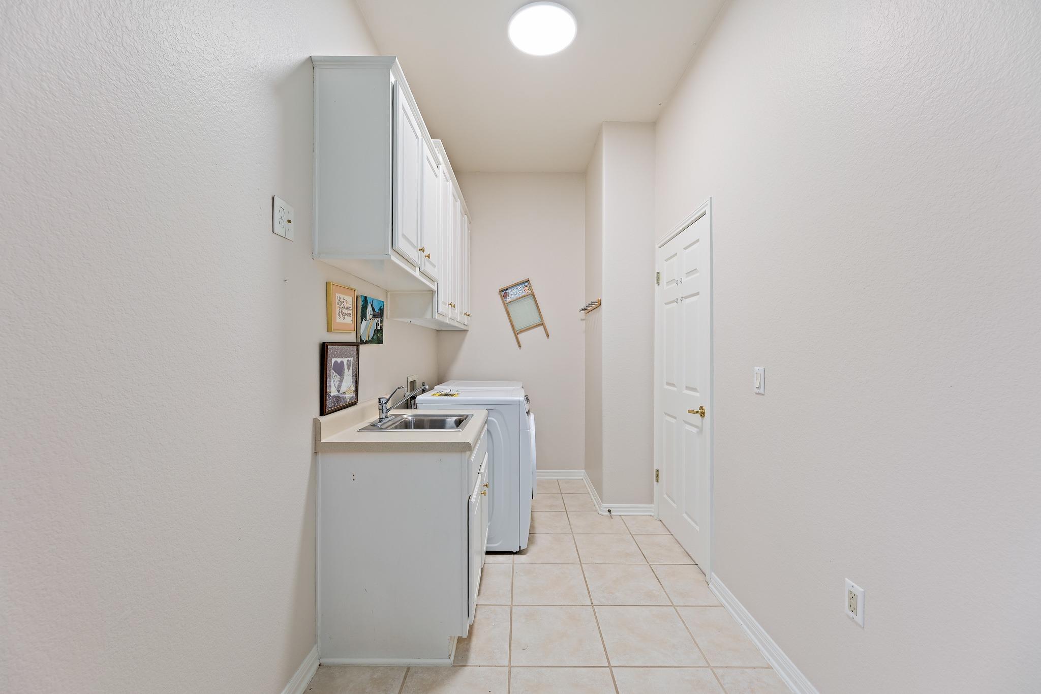 106 Wild Turkey Ln, Georgetown, TX 78633