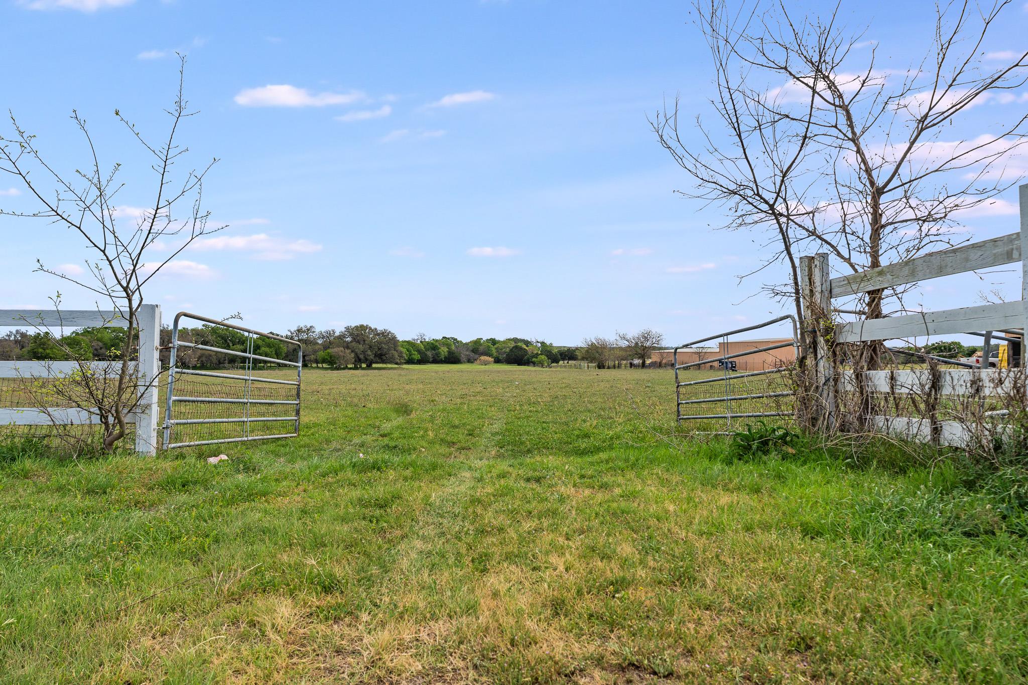 3680 County Road 245, Florence, TX 76527