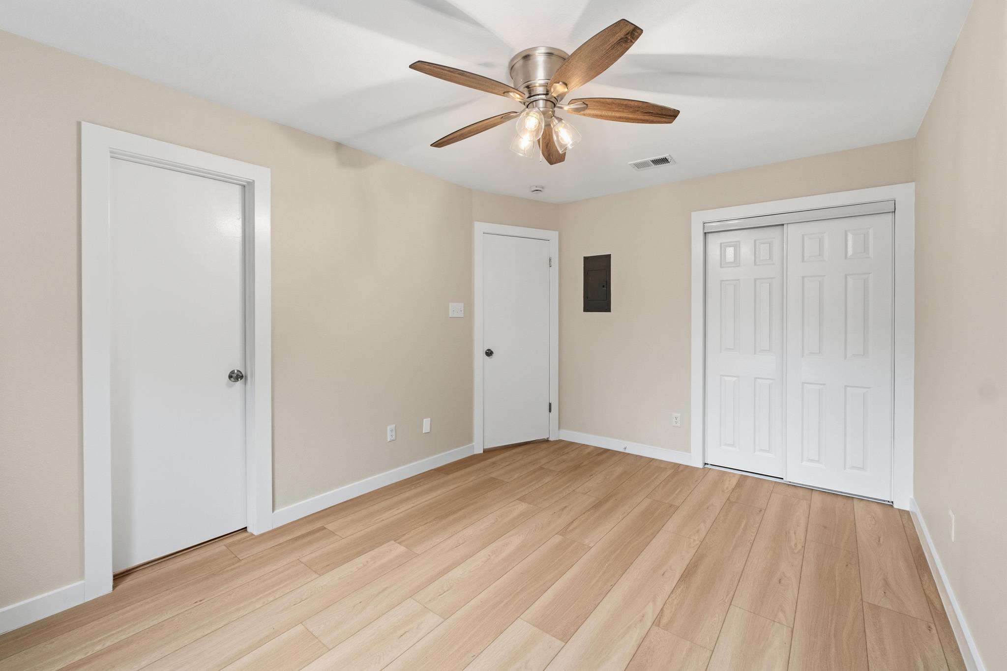 1015 E Yager Ln # 187, Austin, TX 78753