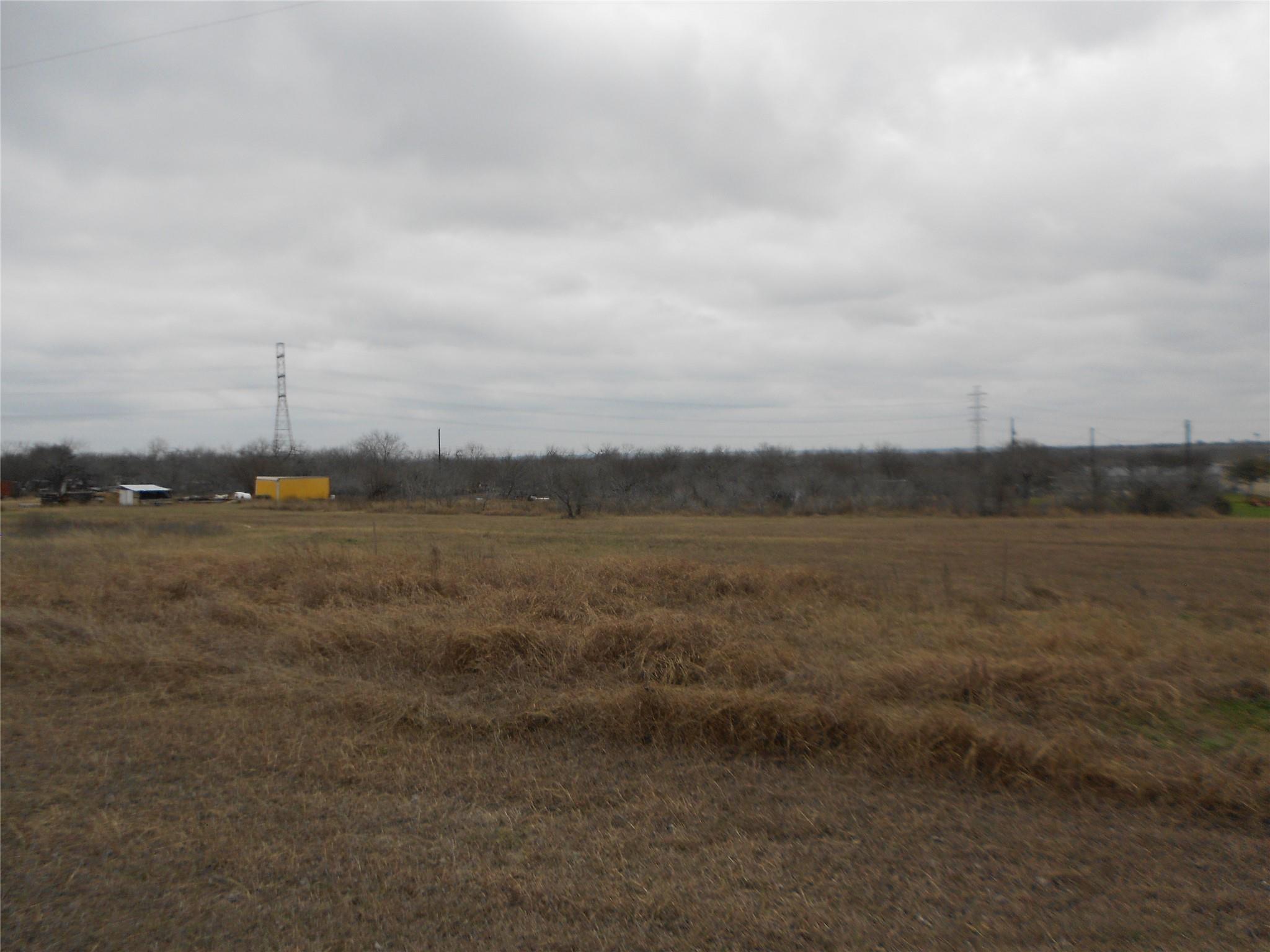 6612 Williamson Rd, Creedmoor, TX 78610