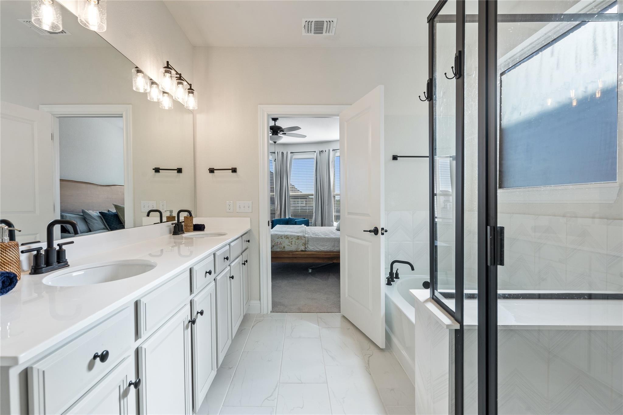 156 Janelle Ln, Liberty Hill, TX 78642