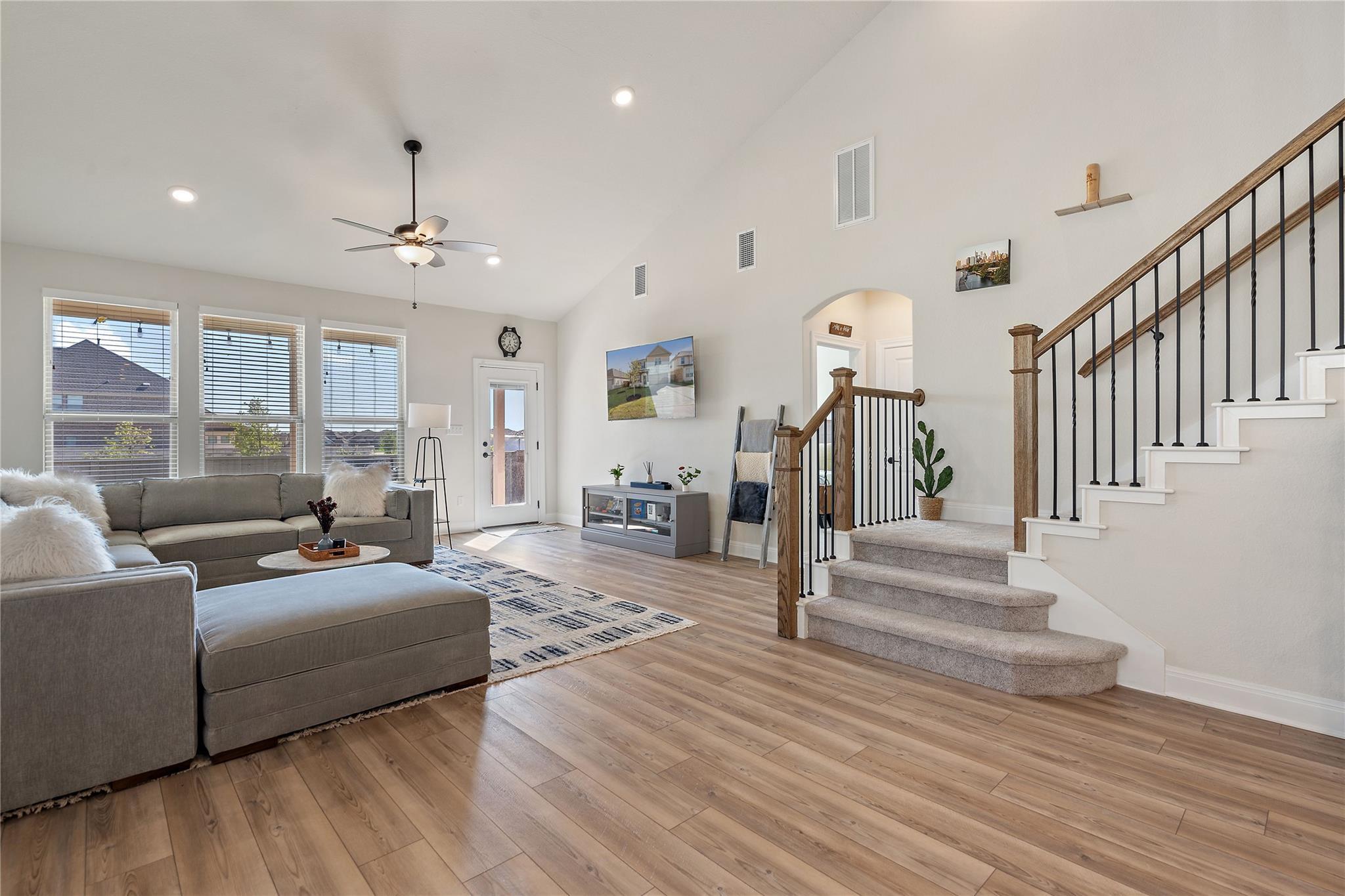 156 Janelle Ln, Liberty Hill, TX 78642