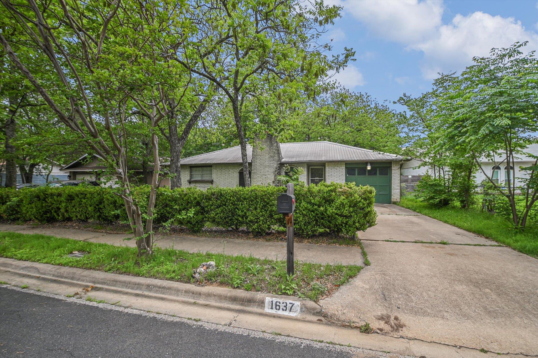 1637 Chippeway Ln, Austin, TX 78745