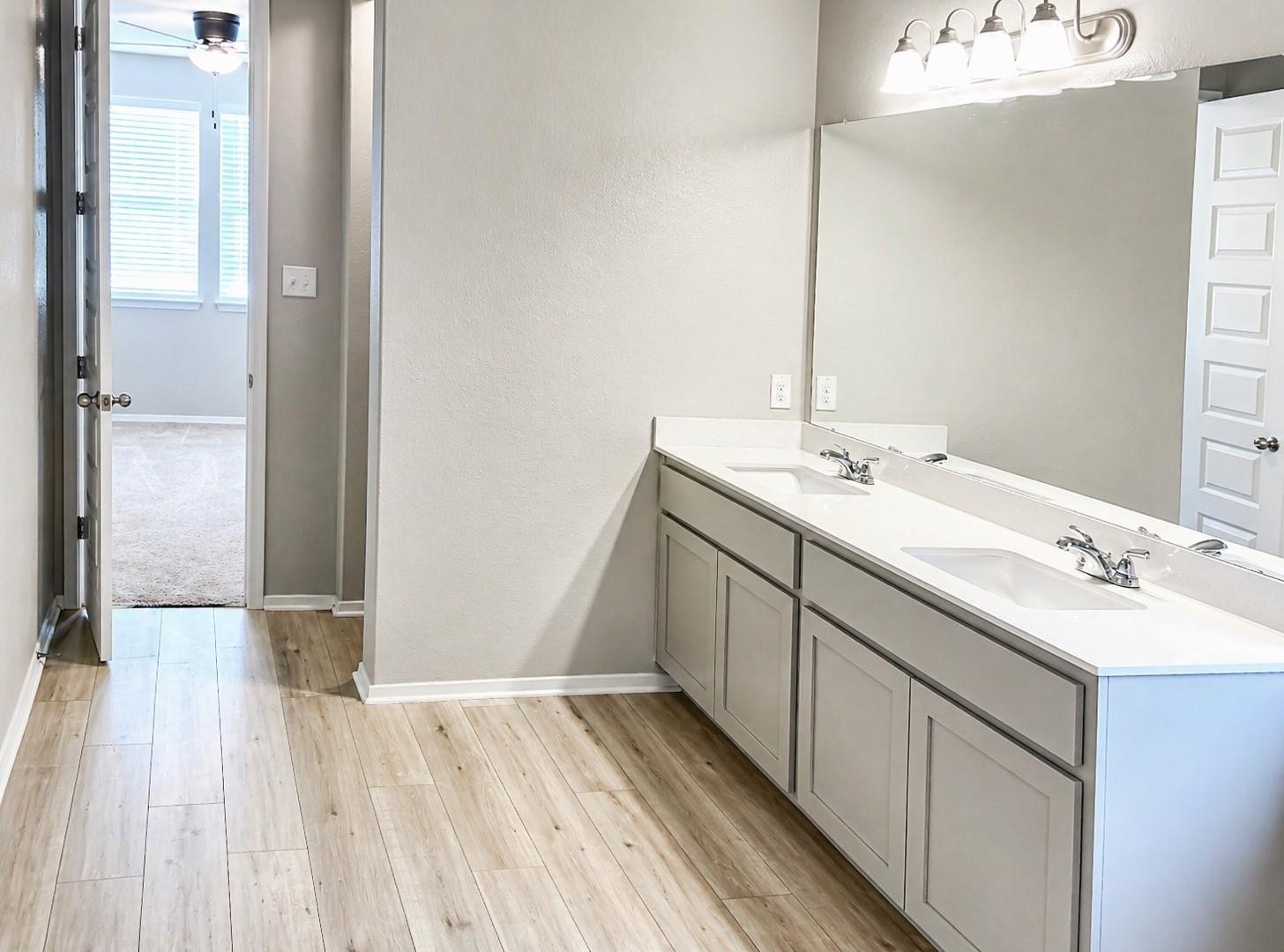 133 Fabion St, Kyle, TX 78640