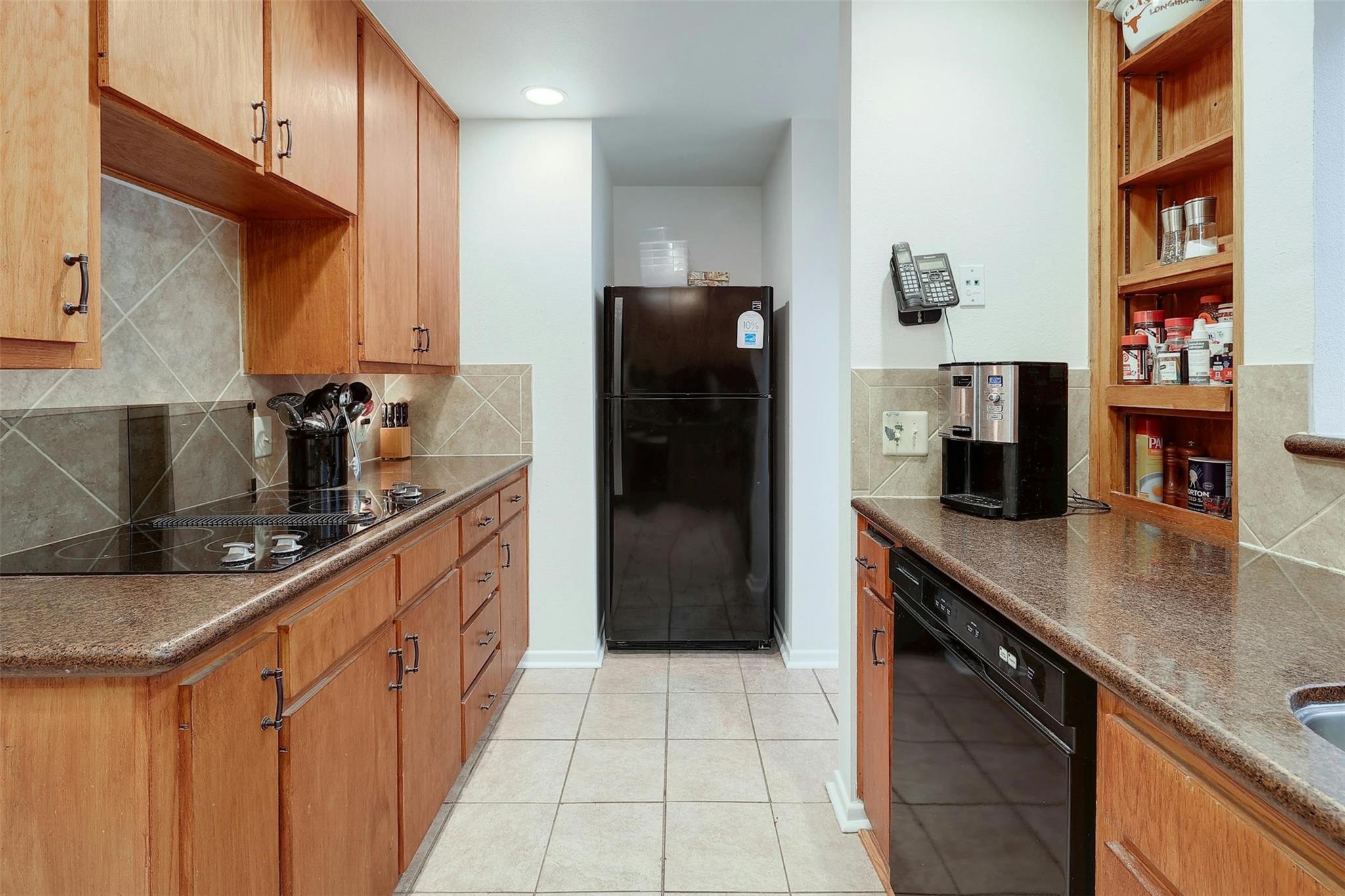 1735 Spyglass Dr # 115, Austin, TX 78746