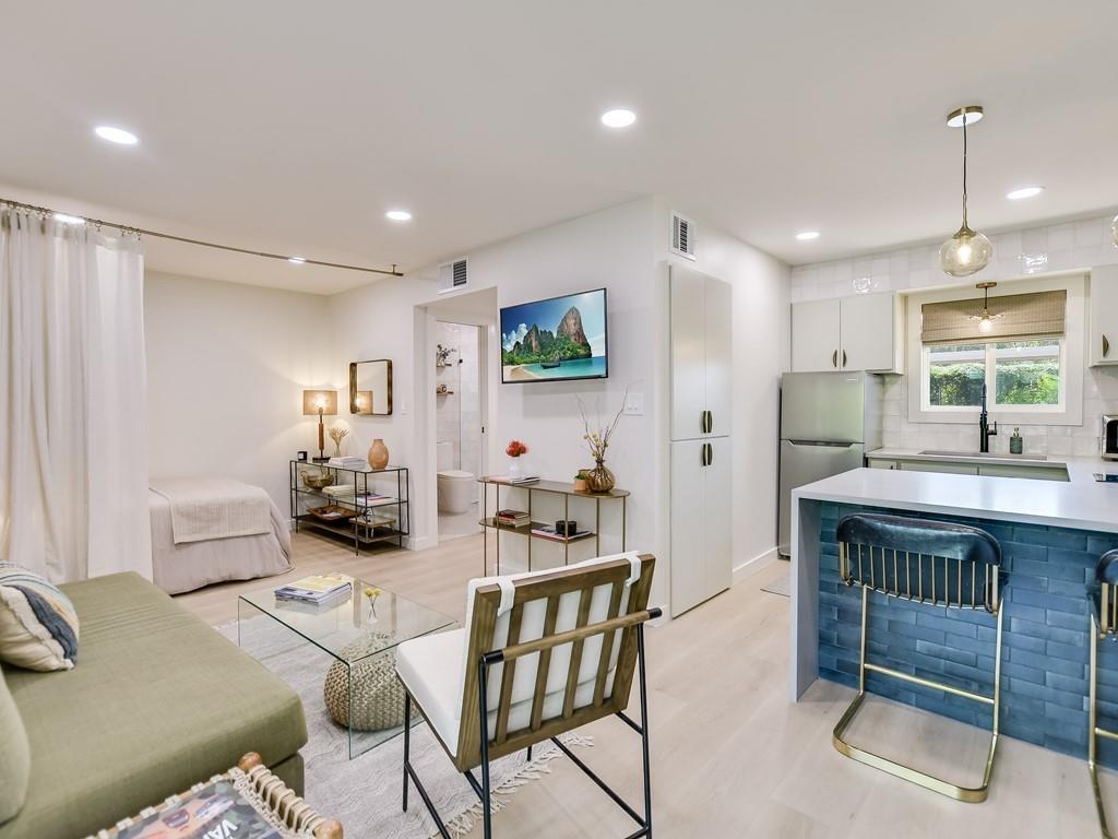 500 E Riverside Dr # 169, Austin, TX 78704