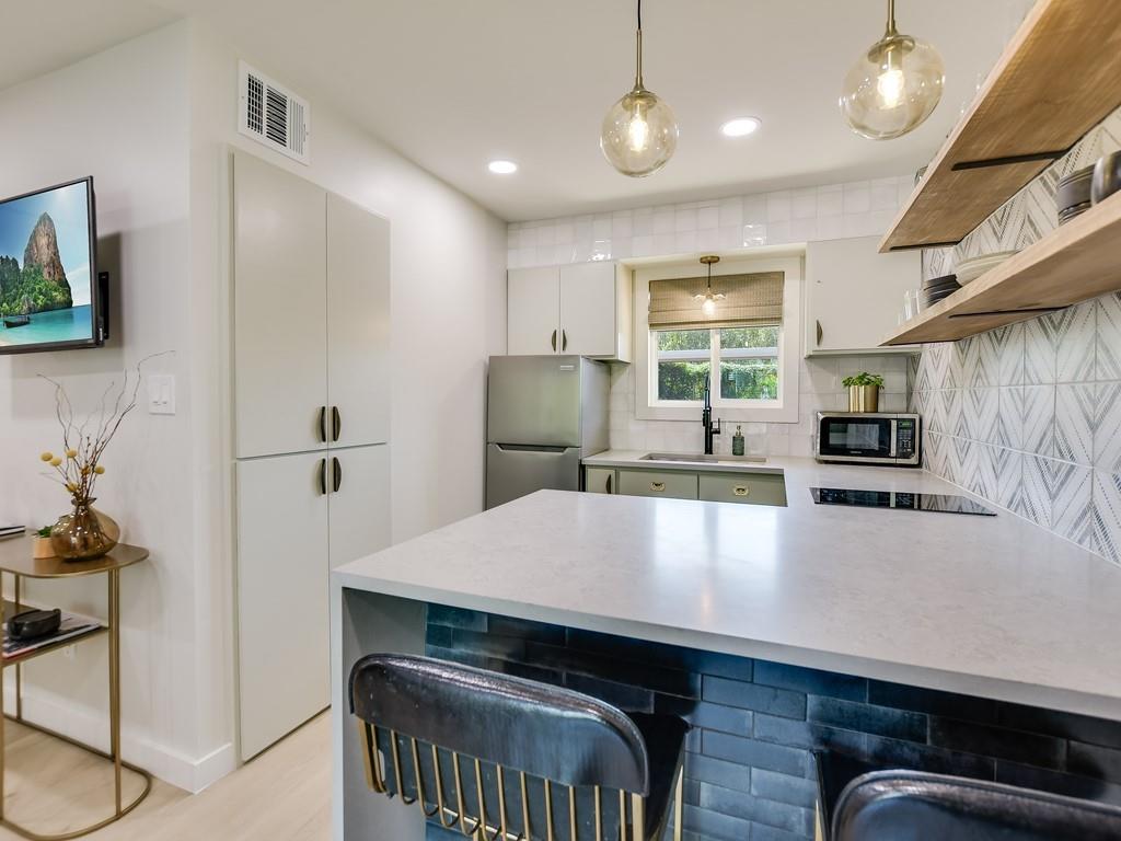 500 E Riverside Dr # 169, Austin, TX 78704