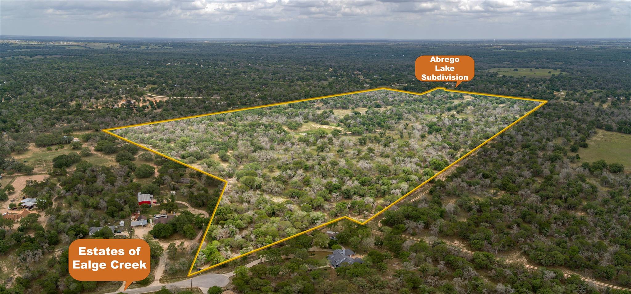 132 Roemer Ln W, Floresville, TX 78114