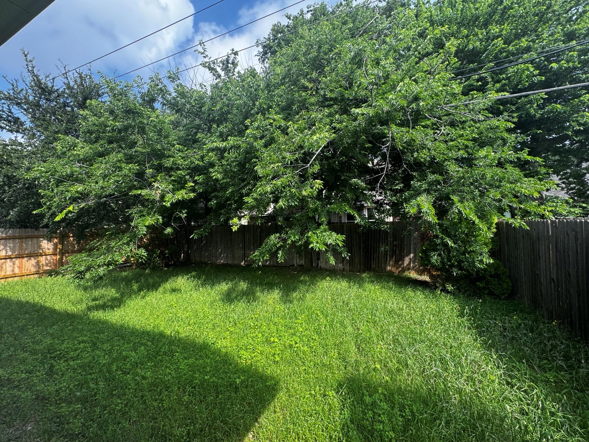 304 Valona Loop, Round Rock, TX 78681