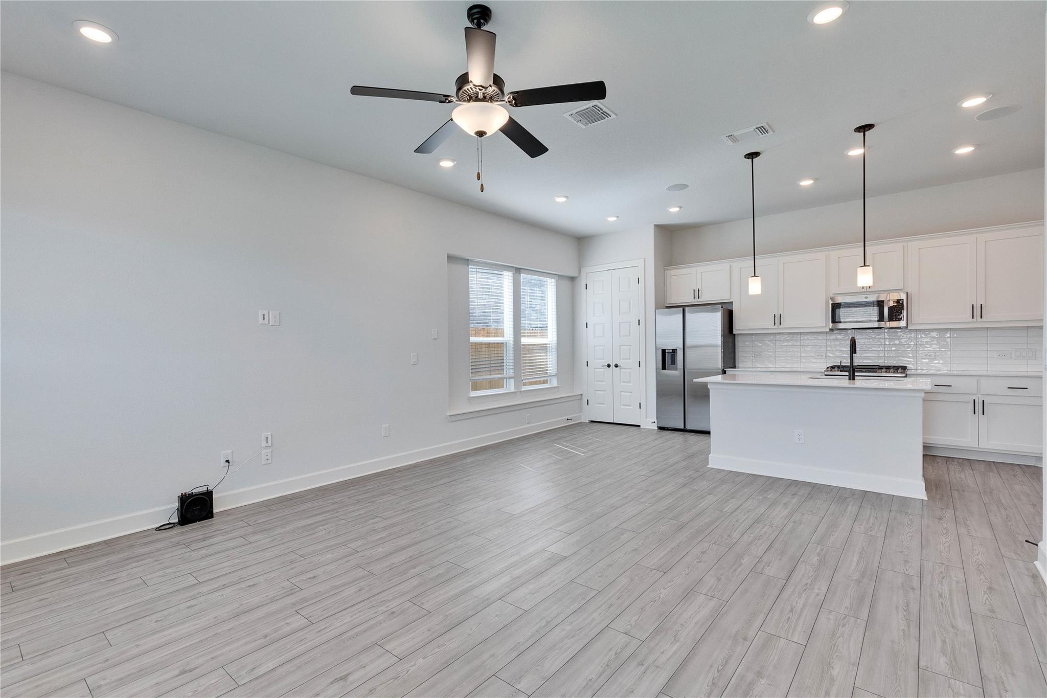 11609 Dillon Falls Dr, Austin, TX 78747