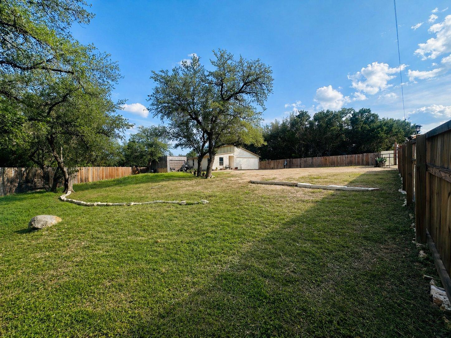 2705 Cory Ln, Spicewood, TX 78669