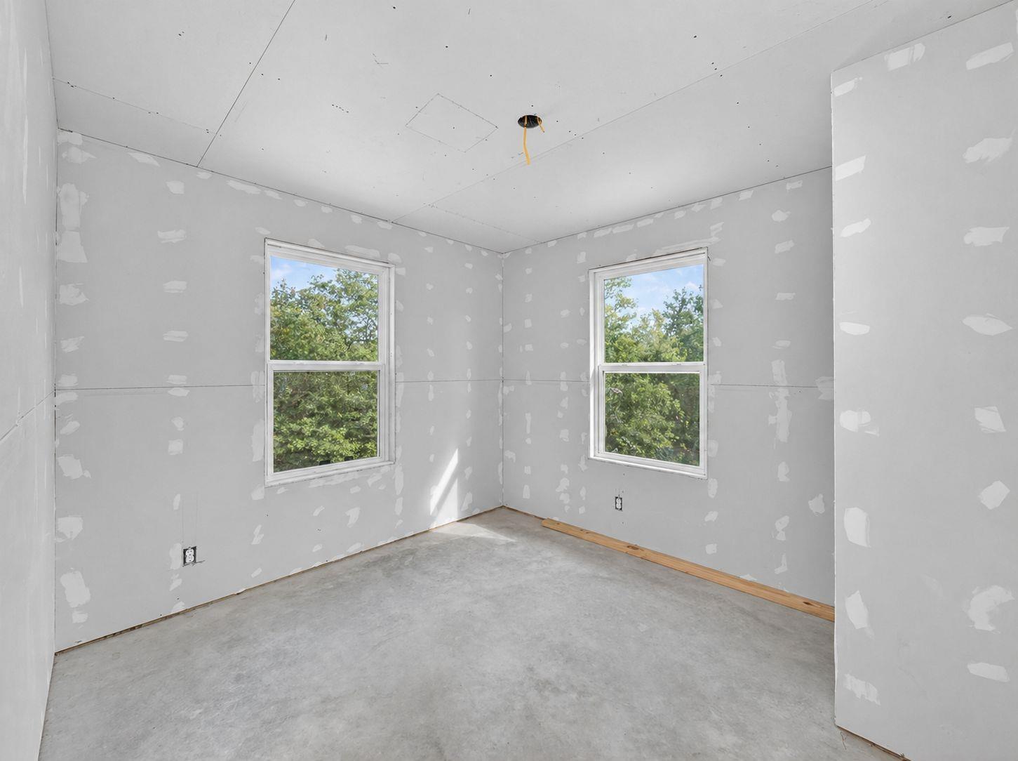 2705 Cory Ln, Spicewood, TX 78669