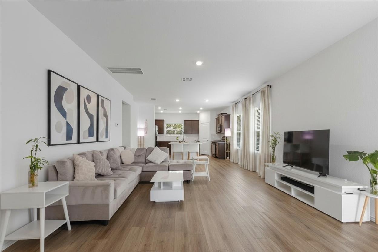 136 Maravillas Bnd, Bastrop, TX 78602